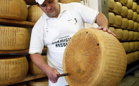 Ceļojums valsts svētkos uz Boloņu Itālijā